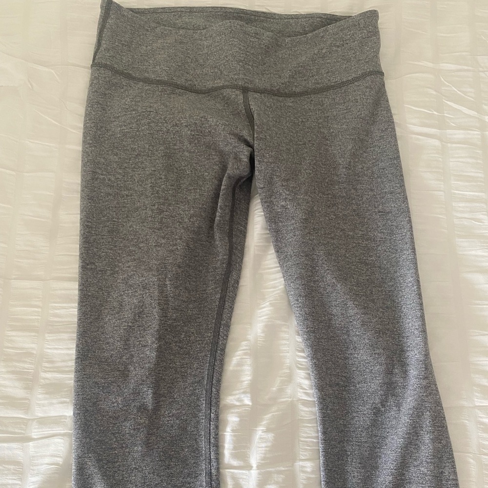 Lululemon size 10 crop gray leggings